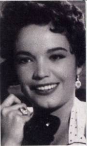   - Leonor Llauss