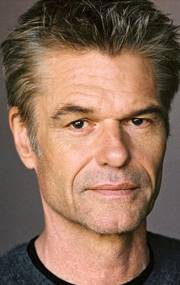   / Harry Hamlin